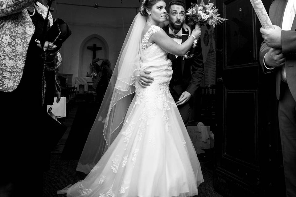 Mariage pluvieux et heureux