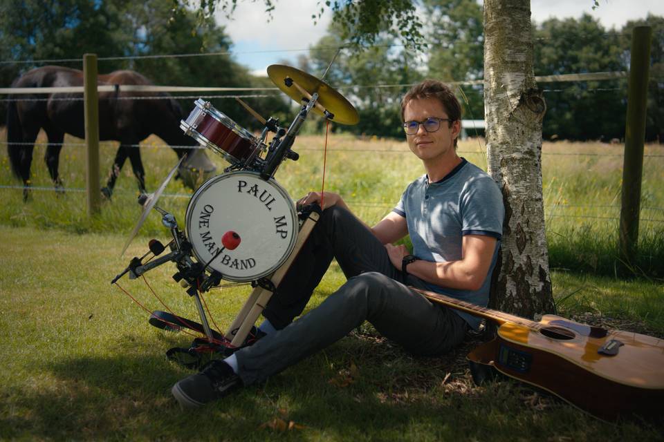 PAUL MP - ONE MAN BAND