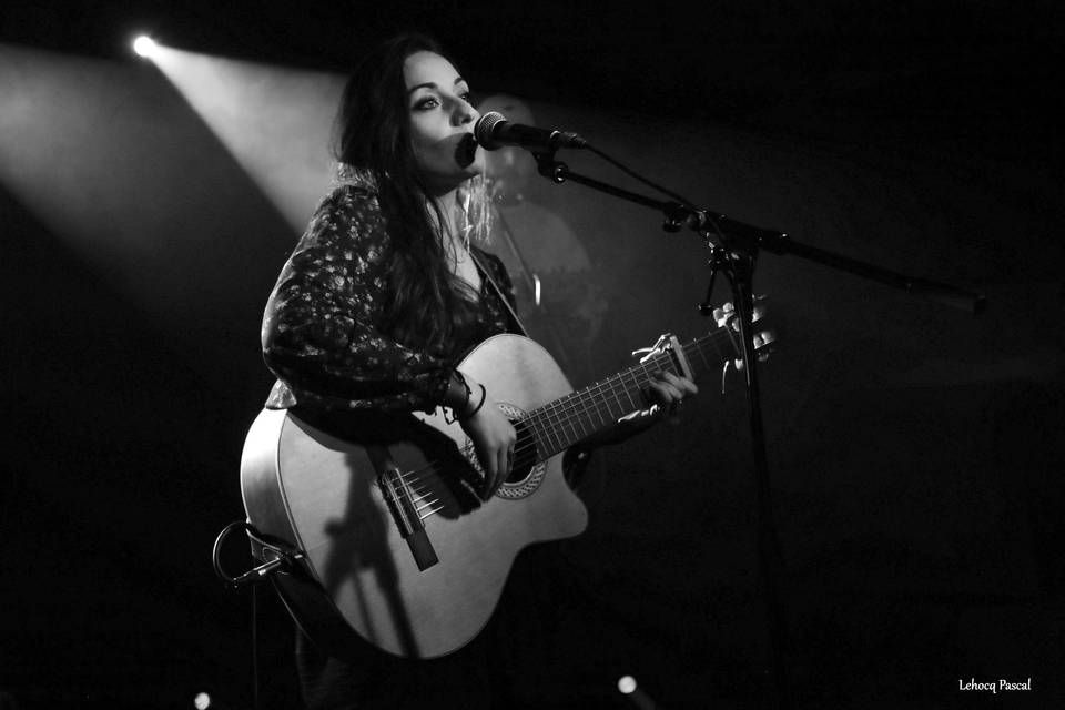 Julia Canta