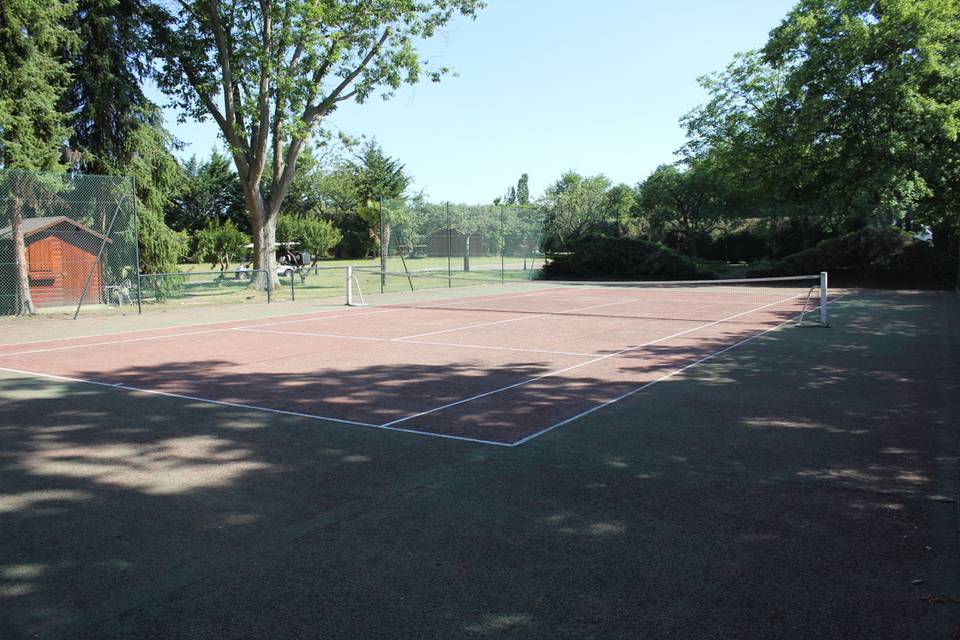 Terrain de tennis