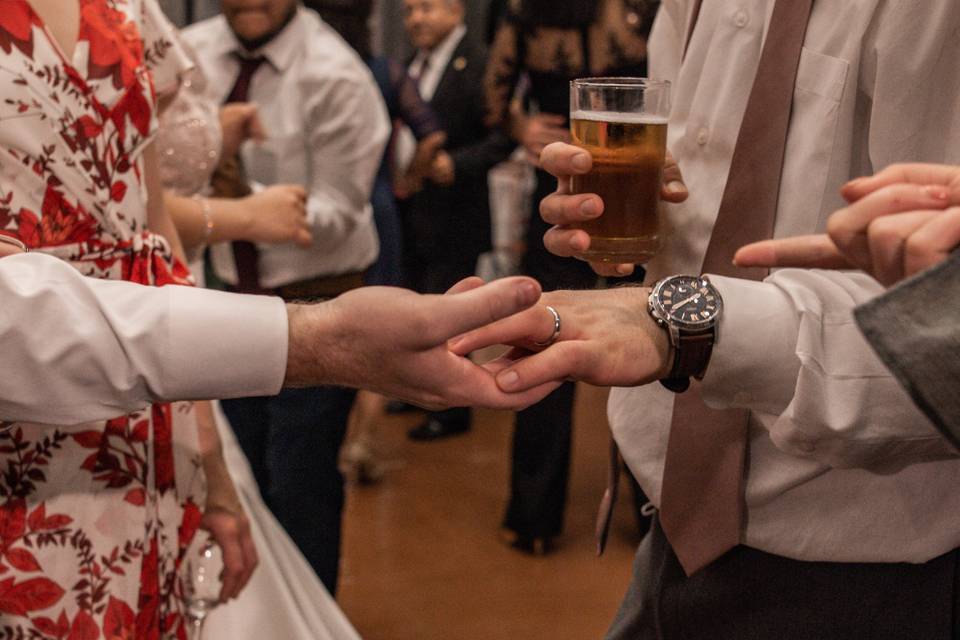 Bitouki Photo