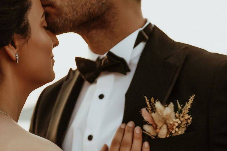 Shooting couple