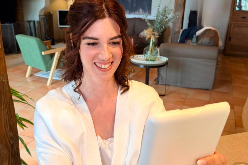 Mariée heureuse