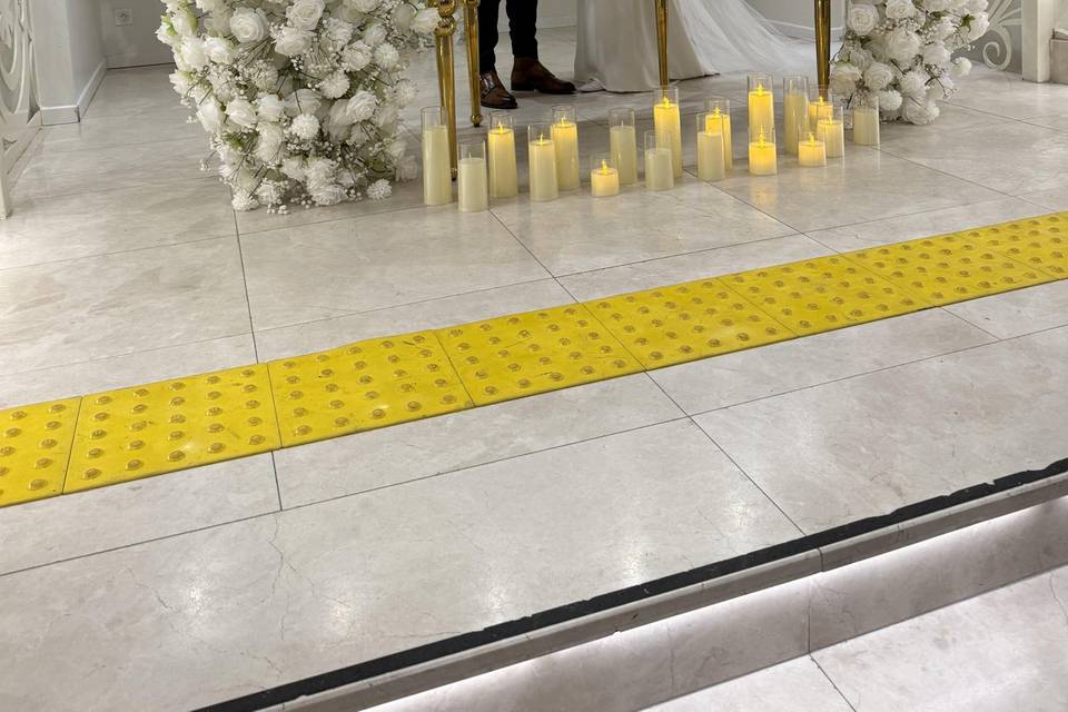 M&S