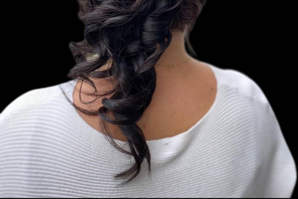 Chignon crée par Adja.