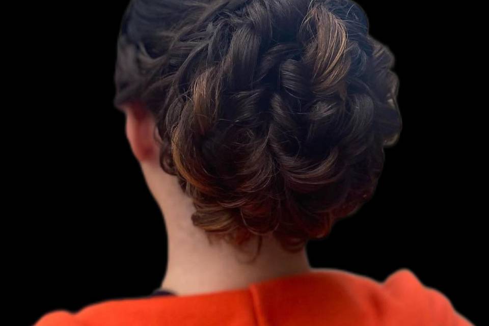 Chignon crée par Colline .