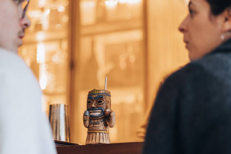 M.O Bar