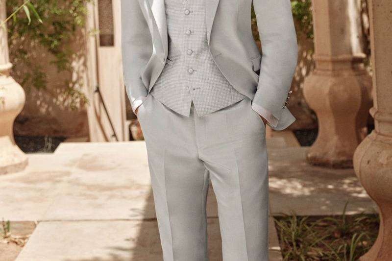 Costume gris argent
