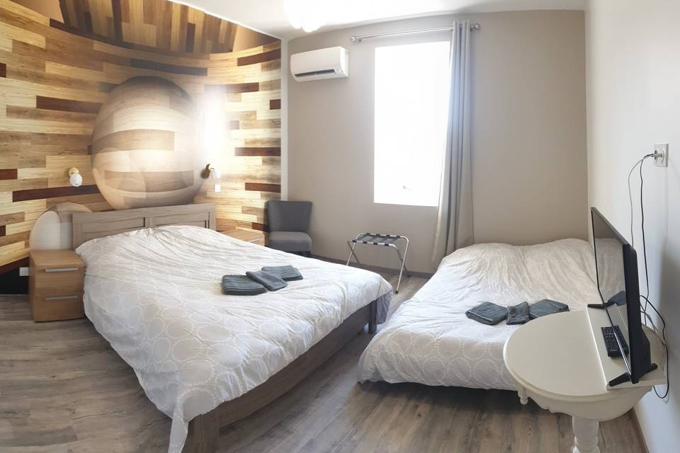 Chambre Bois (suite familiale)