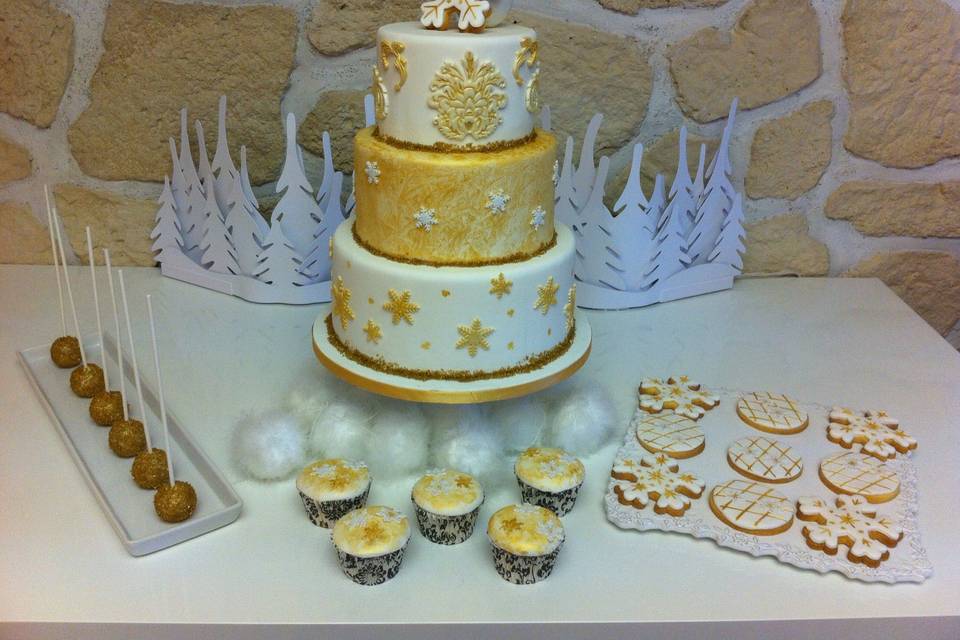 Wedding cake hiver blanc et or