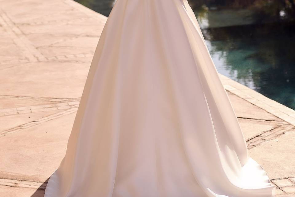 Robe princesse en mikado