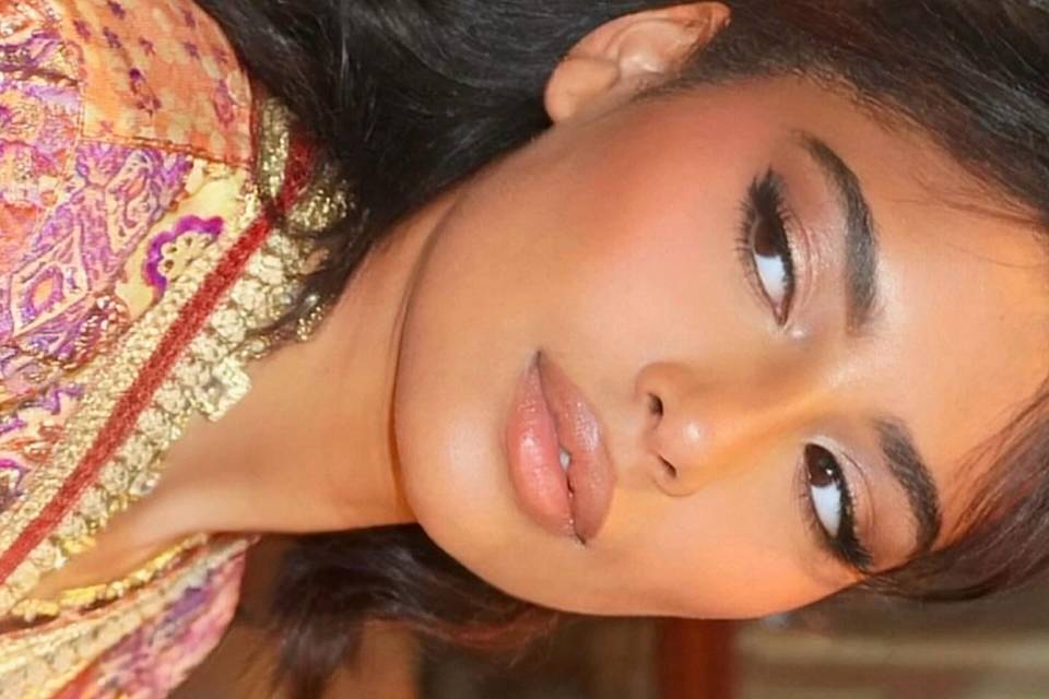 Sarah Makeup Artist