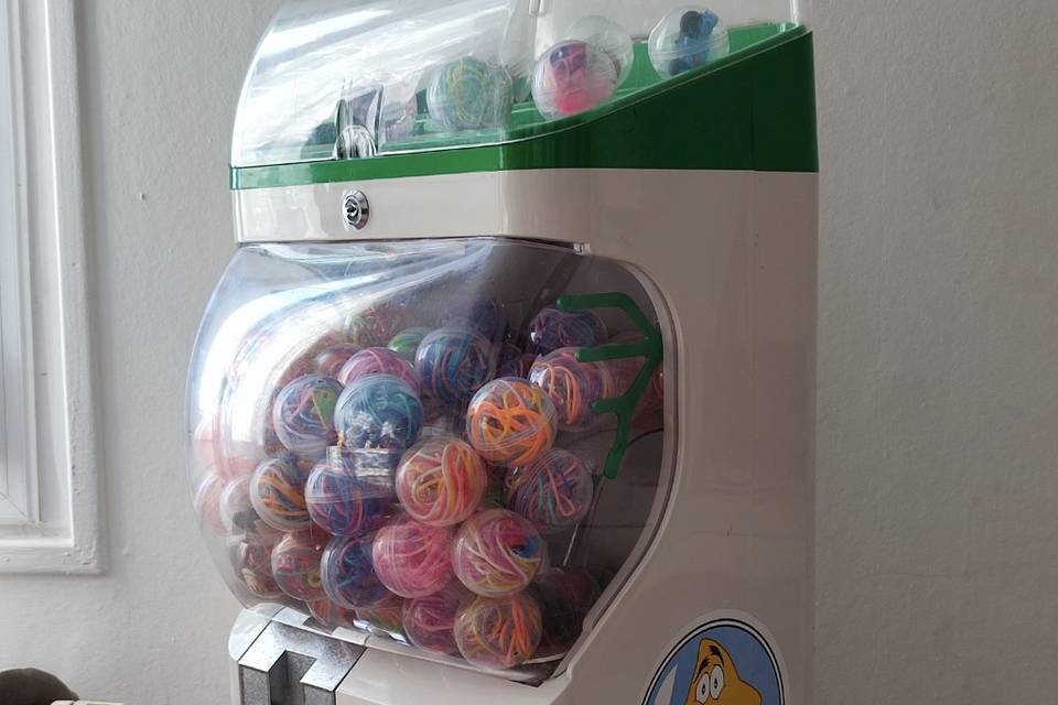 Distributeur boules surprises