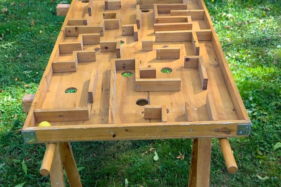 Table labyrinthe