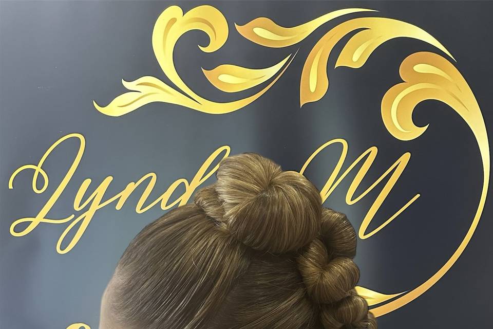 Chignon invitée