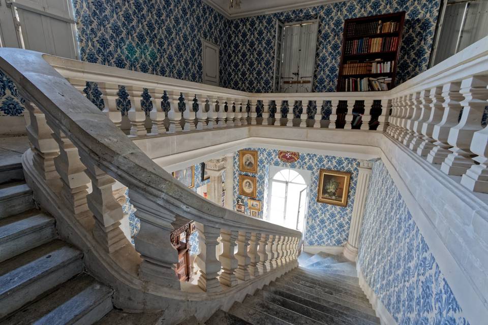 Cage d'escalier chateau