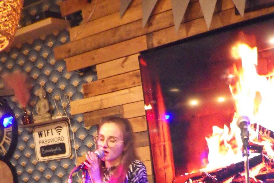 Maeva (chanteuse)