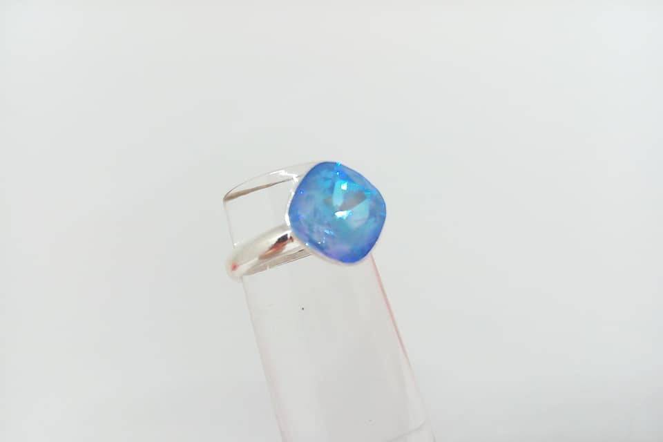 Bague cristal bleu lagon