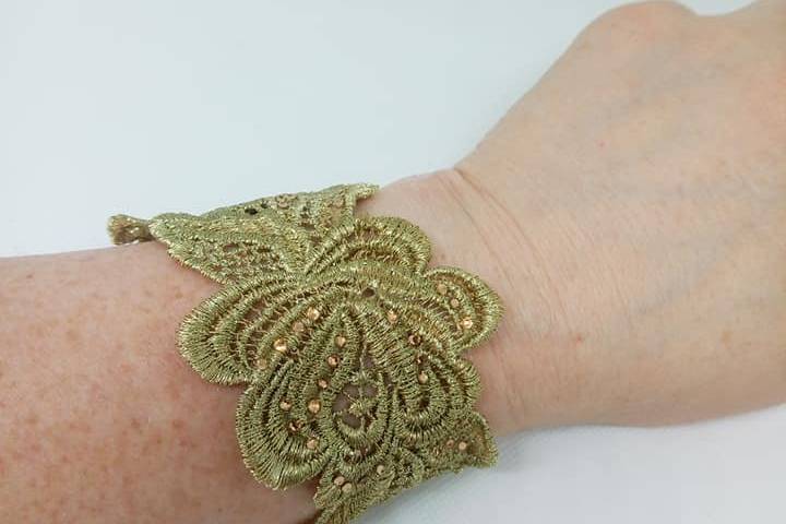 Bracelet dentelle et cristal