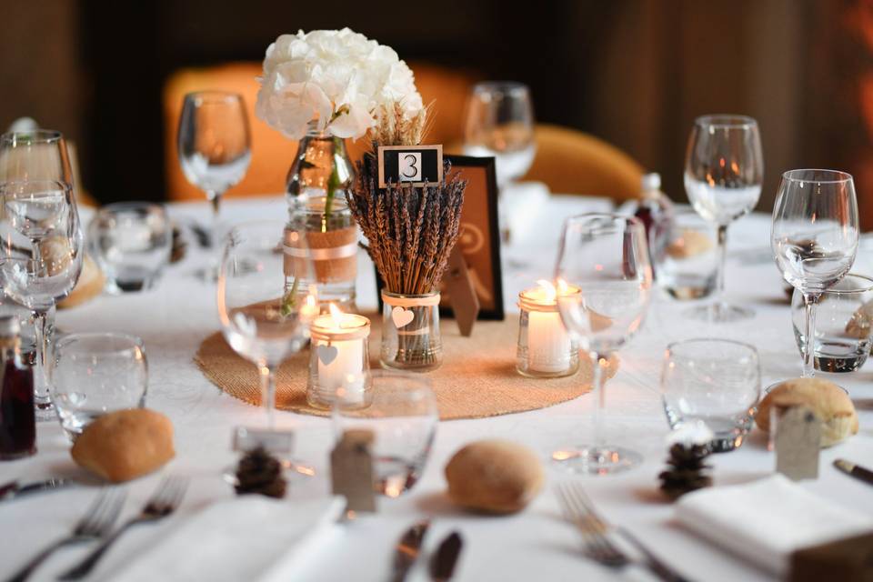 Decoration table
