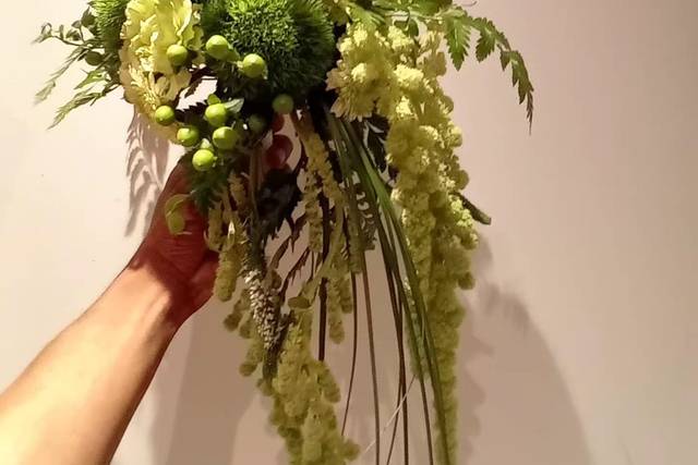 Bouquet cascade