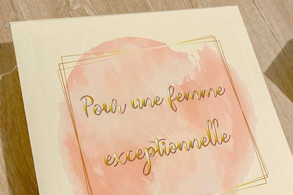 Sticker boite prestige femme