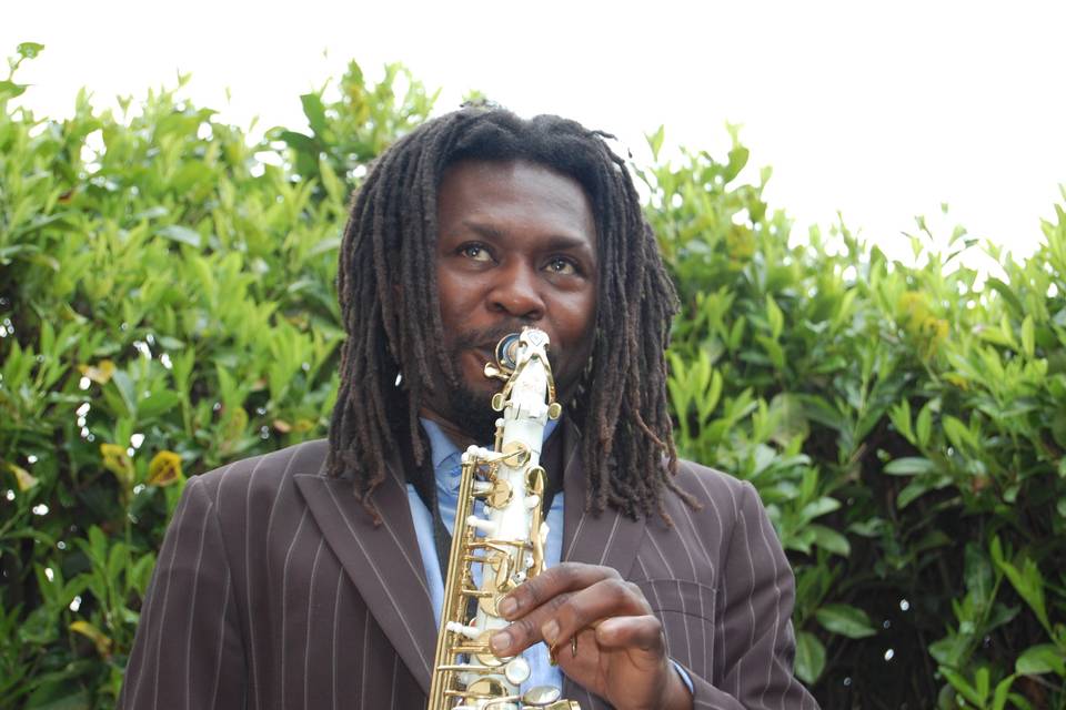 Mr Manu Sax