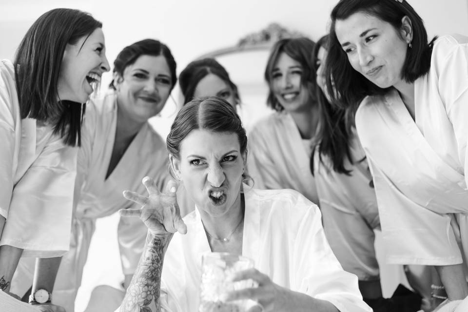 Bride & Girls