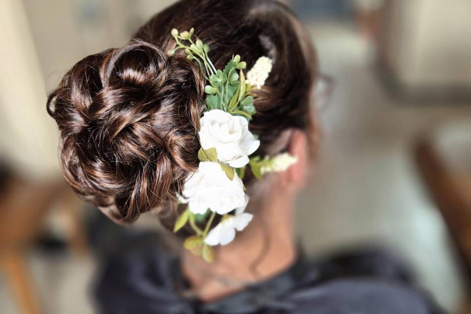 Chignon simple bouclé