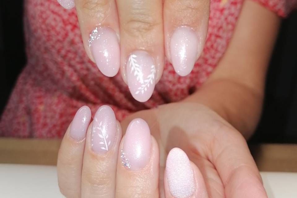 Bijou nail art feuille