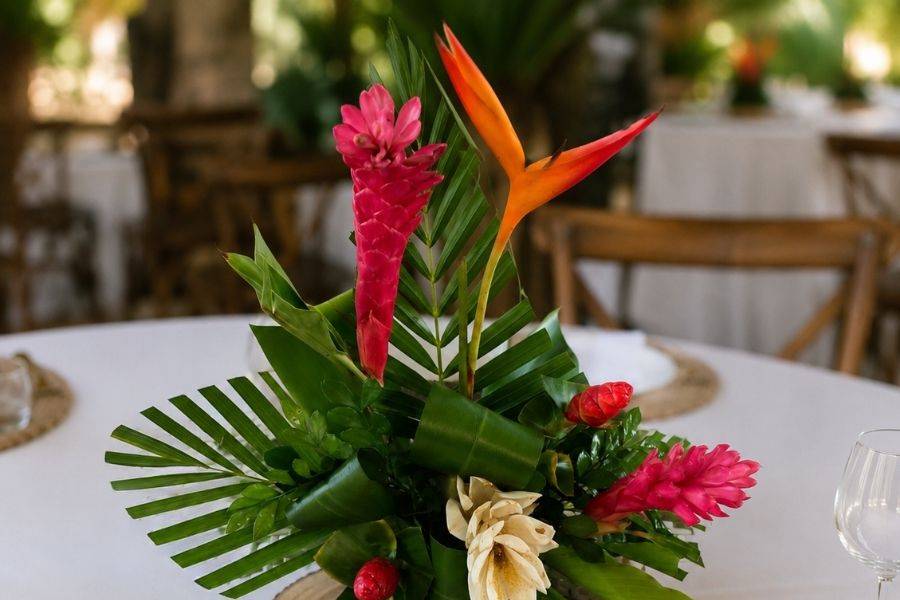 Centre table tropical