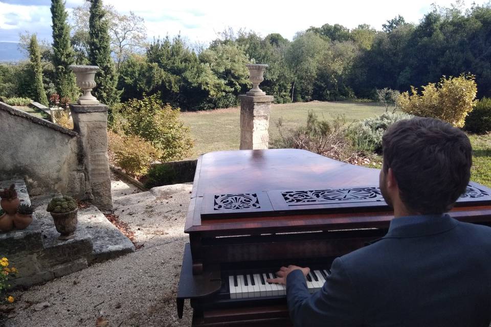 Sauget Julien -  pianiste