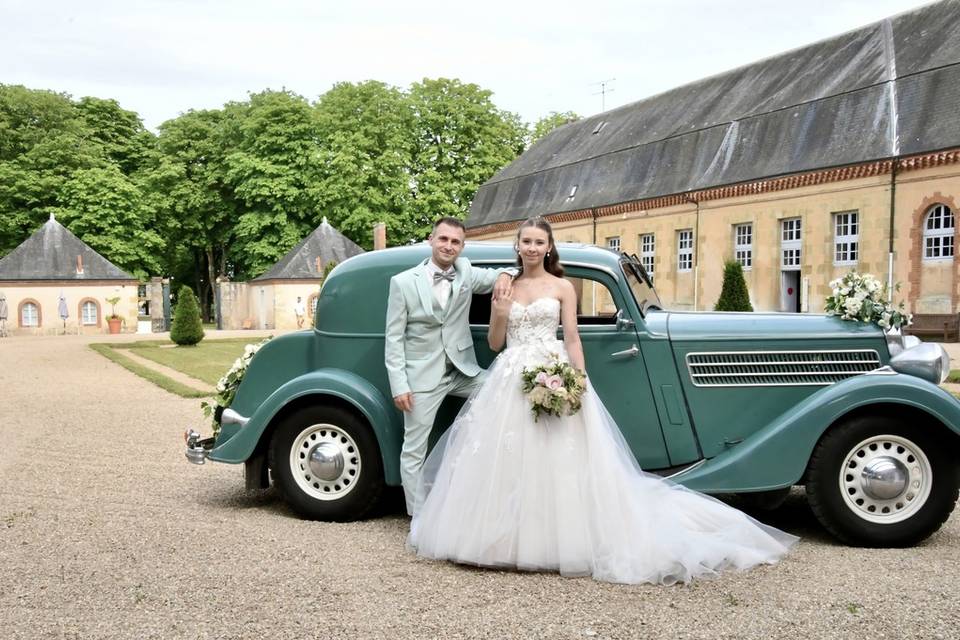 La voiture des mariés