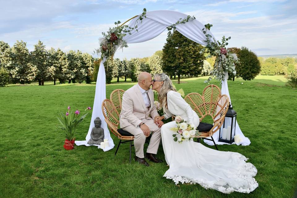 Sous l'arche de l'amour