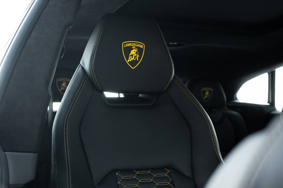 Urus J