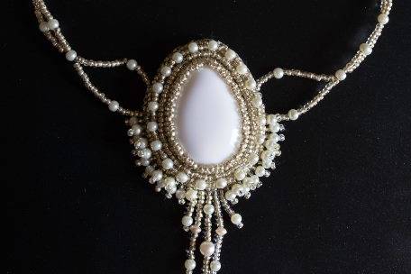 Collier brodé Octavia