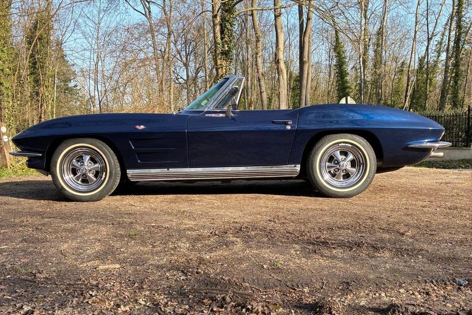 CORVETTE C2 STING RAY