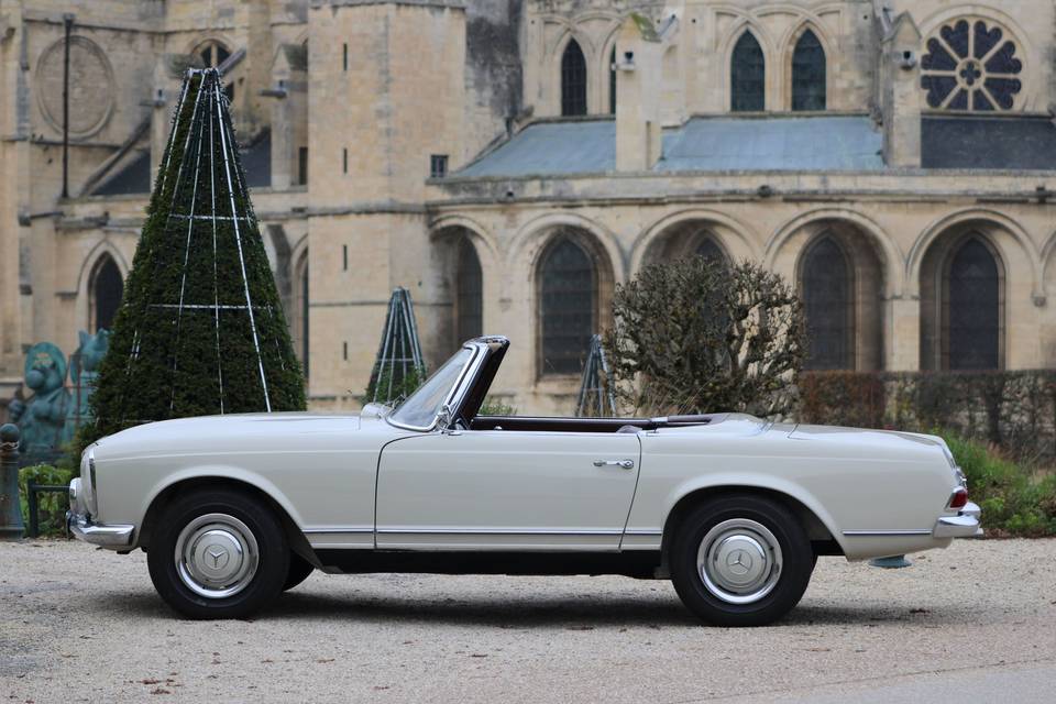 MERCEDES PAGODE 230SL