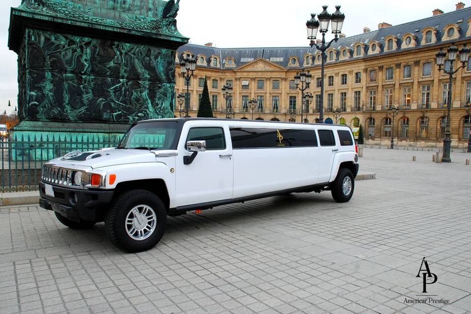 Hummer H3 limousine