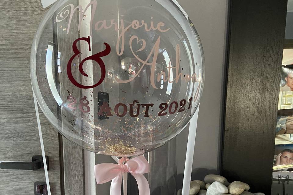 Urne mariage en ballons