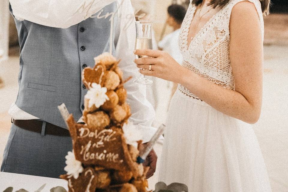 Le gâteau de mariage est délic