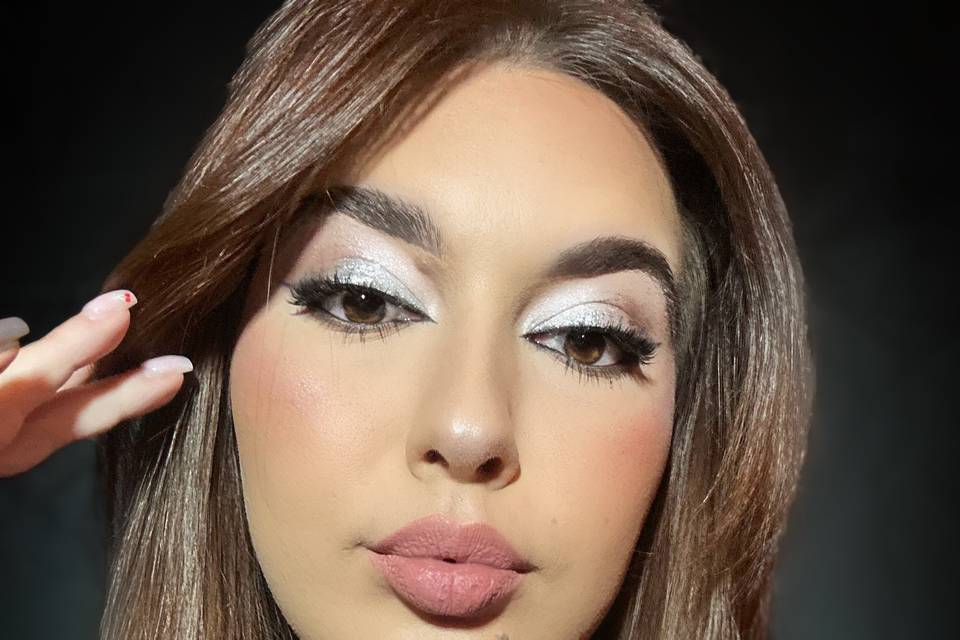 Makeup argenté