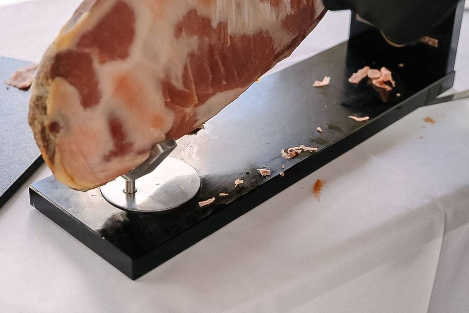 decoupe_jambon_noir_base
