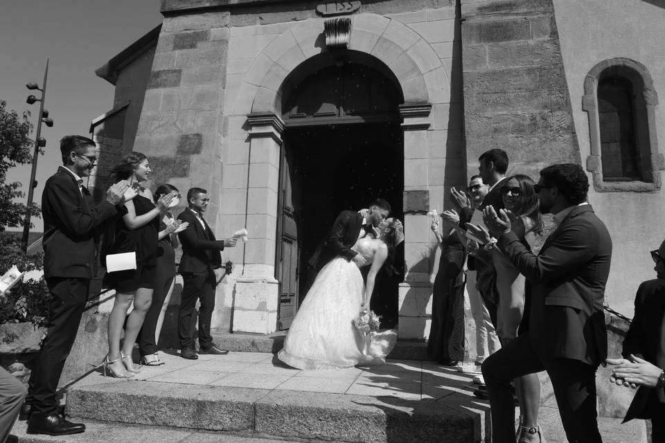 Sortie de cérémonie religieuse