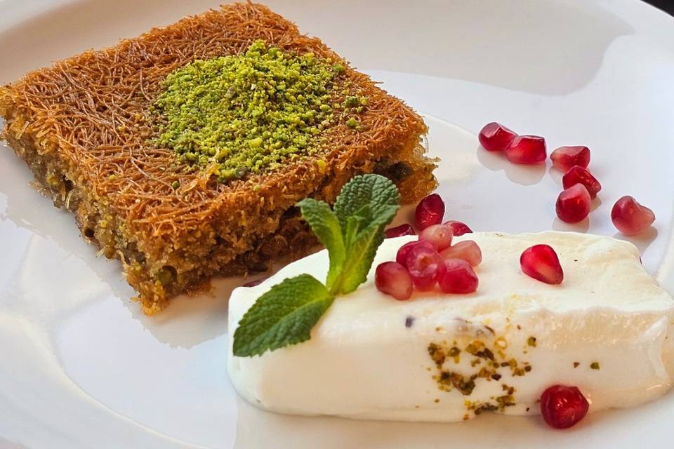 Kadayif glace turque