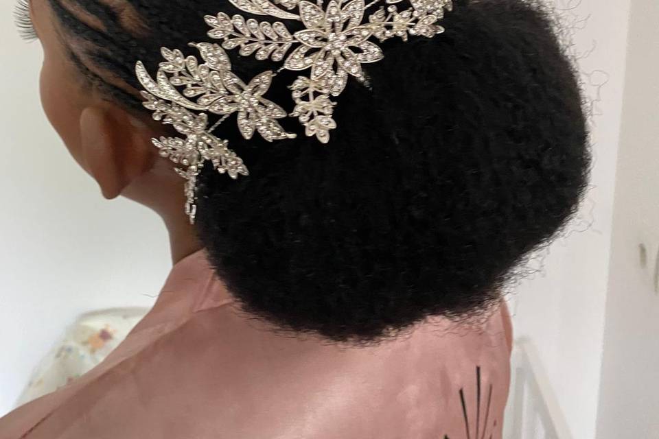 Mariage chignon afro