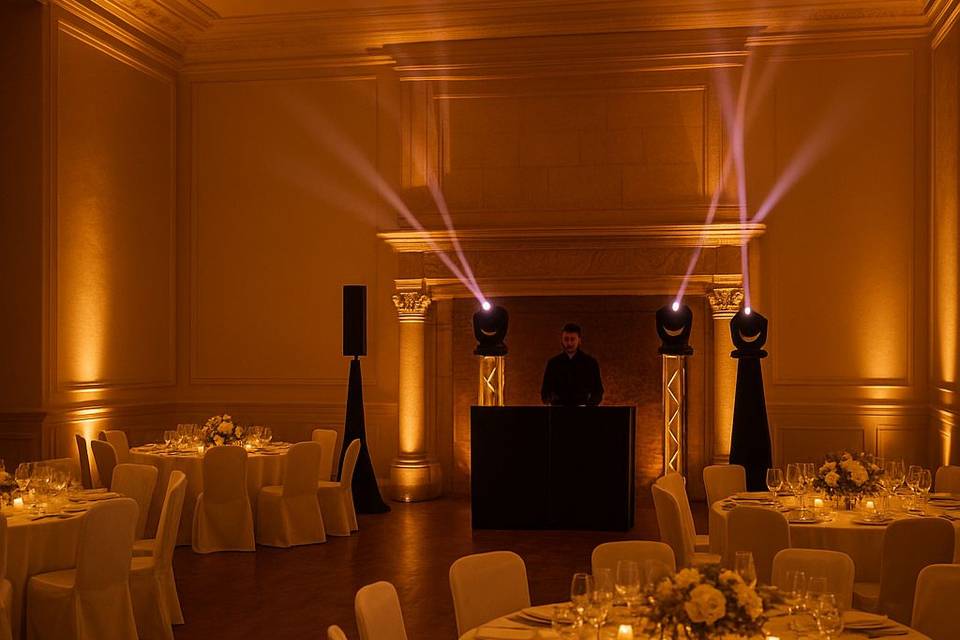 Dj, éclairage et tables