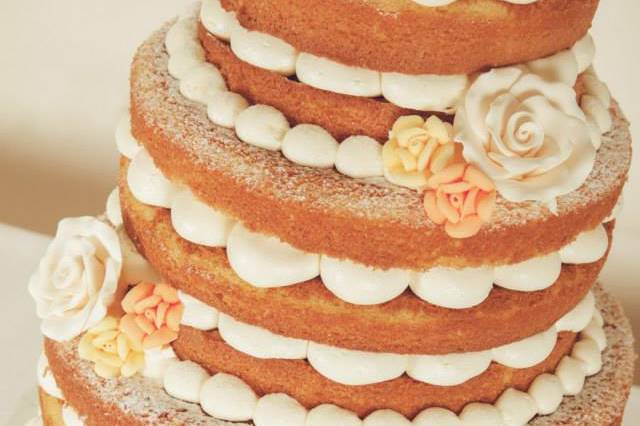Naked cake