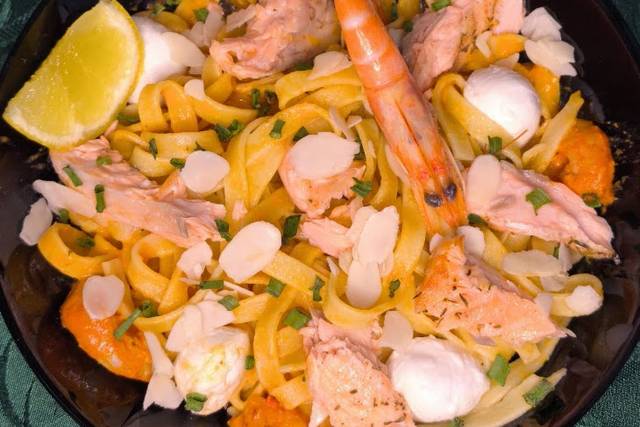Pâtes fraîches, saumon ...