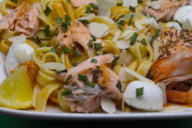 Tagliatelles mozzarela...